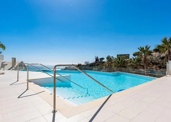 Apartment Panoramic Sea View Stupa Hills
